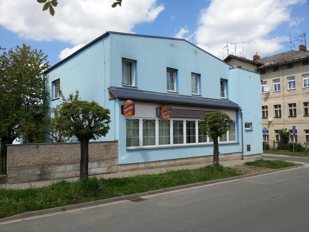 Klub U Namornika Dvůr Králové nad Labem Extérieur photo