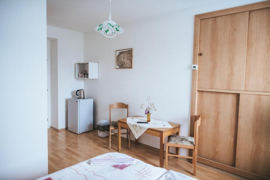 Klub U Namornika Dvůr Králové nad Labem Extérieur photo