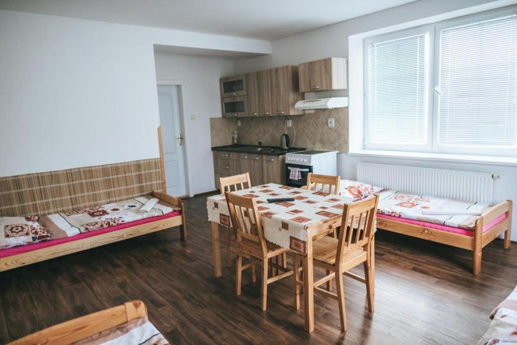 Klub U Namornika Dvůr Králové nad Labem Extérieur photo